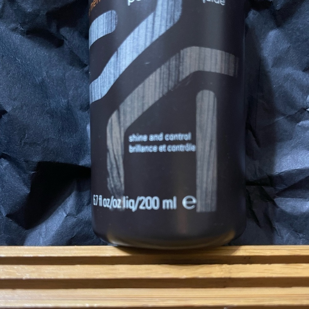 Aveda Pure-formance liquid Pomade.200mil - Picture 3 of 4